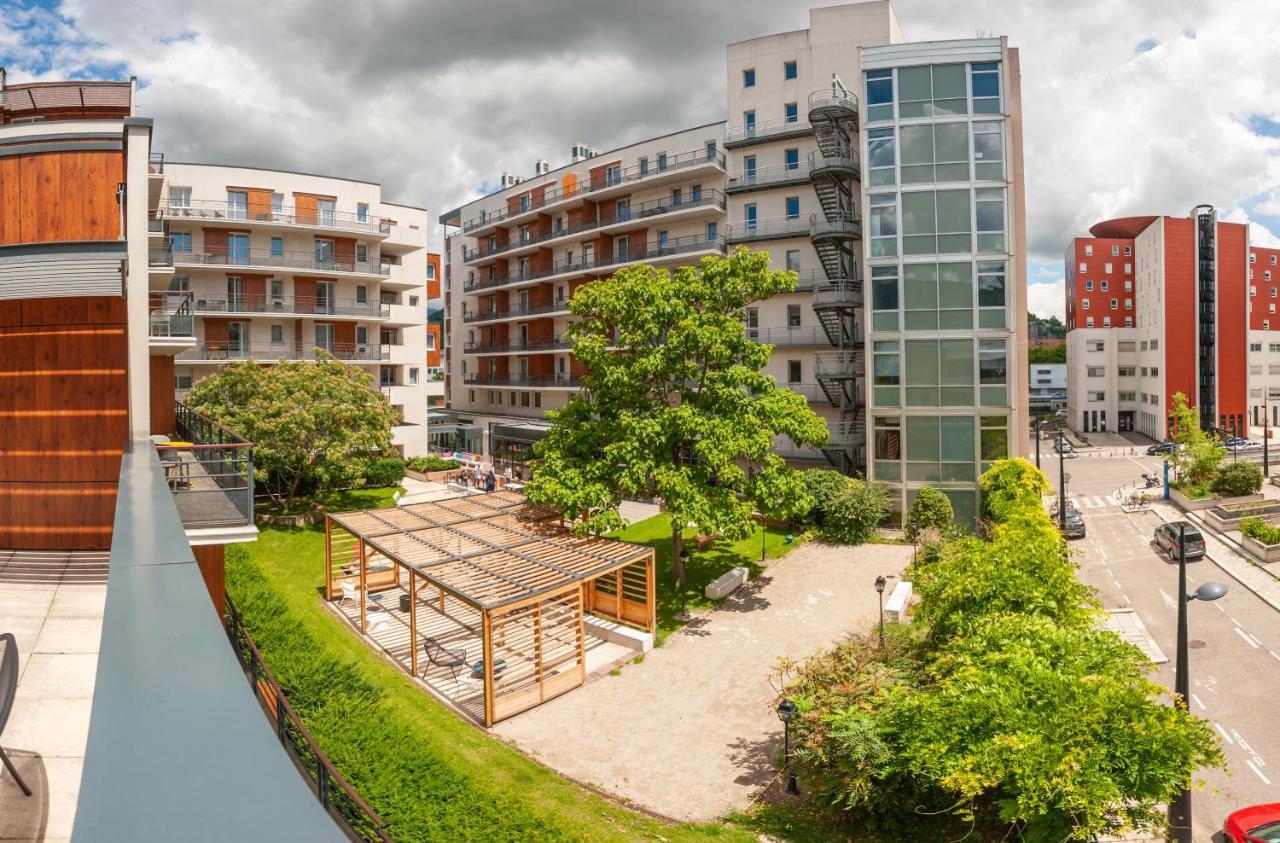 Hostel Le Hueb Grenoble Exteriör bild